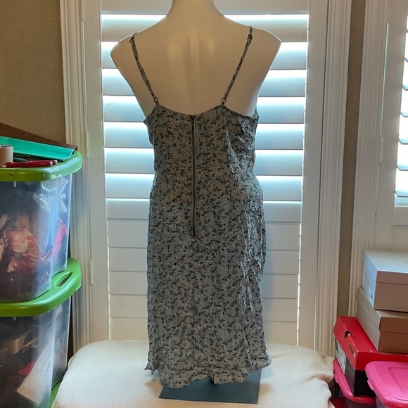 Xhilaration Blue Floral Midi Dress - Picture 5 of 11